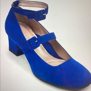 Beautifeel Blue Elekra suede shoe.